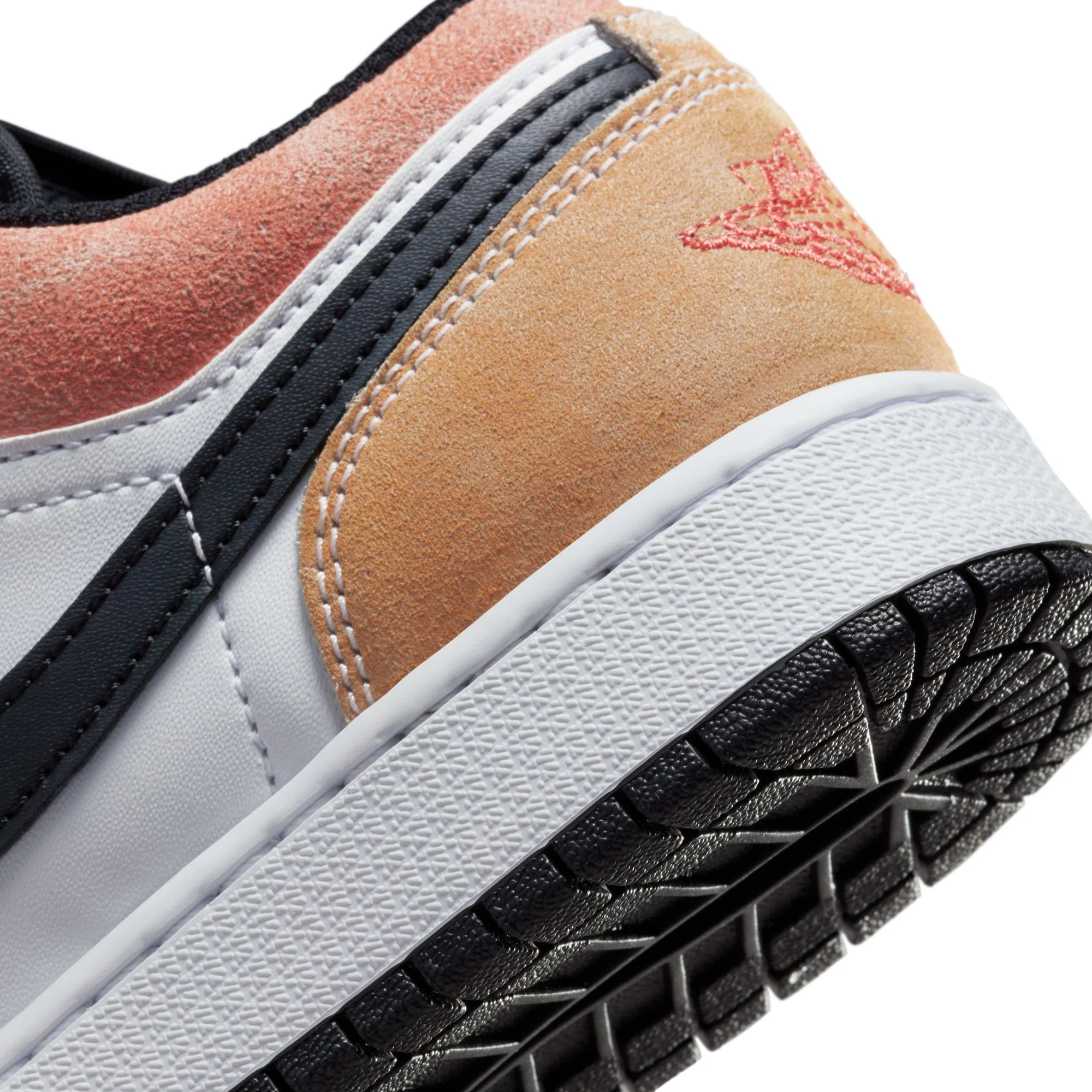 Air Jordan 1 Kids Low SE Shoes - Image 4