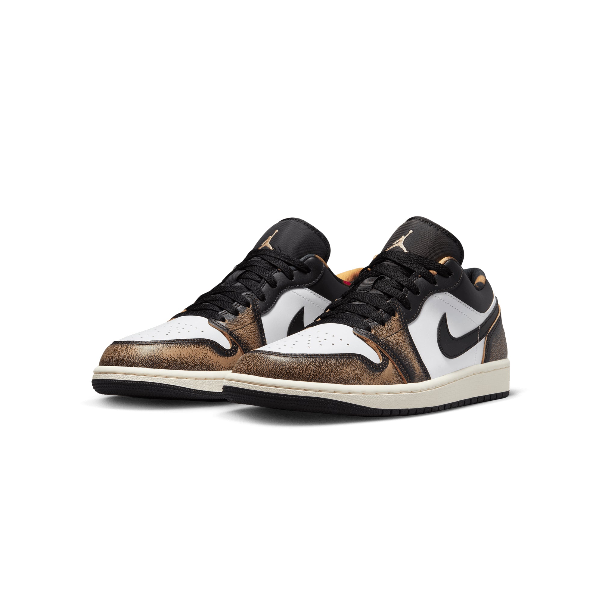 Air Jordan 1 Mens Low SE Shoes - Image 2