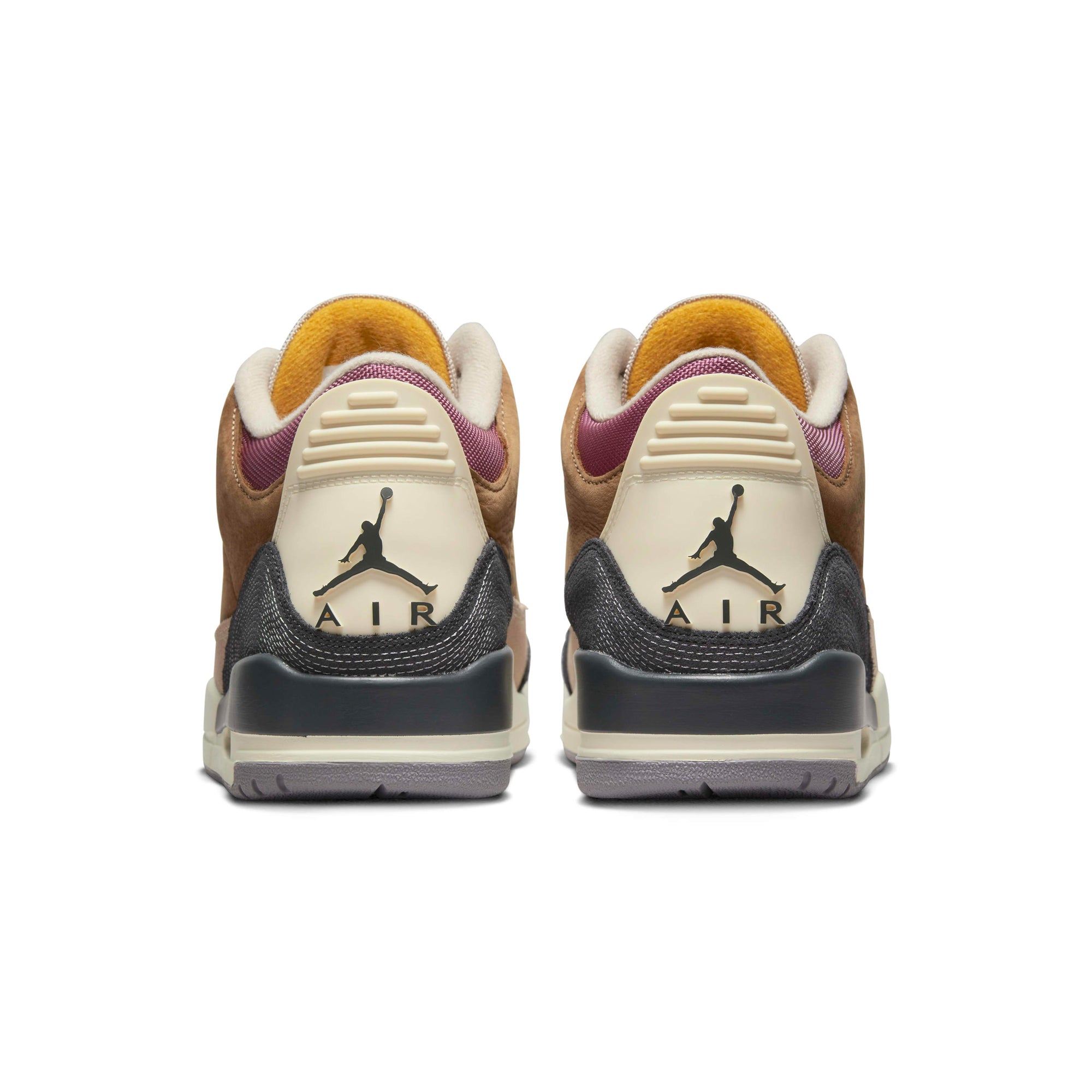 Air Jordan Mens 3 Retro SE Shoes - Image 3