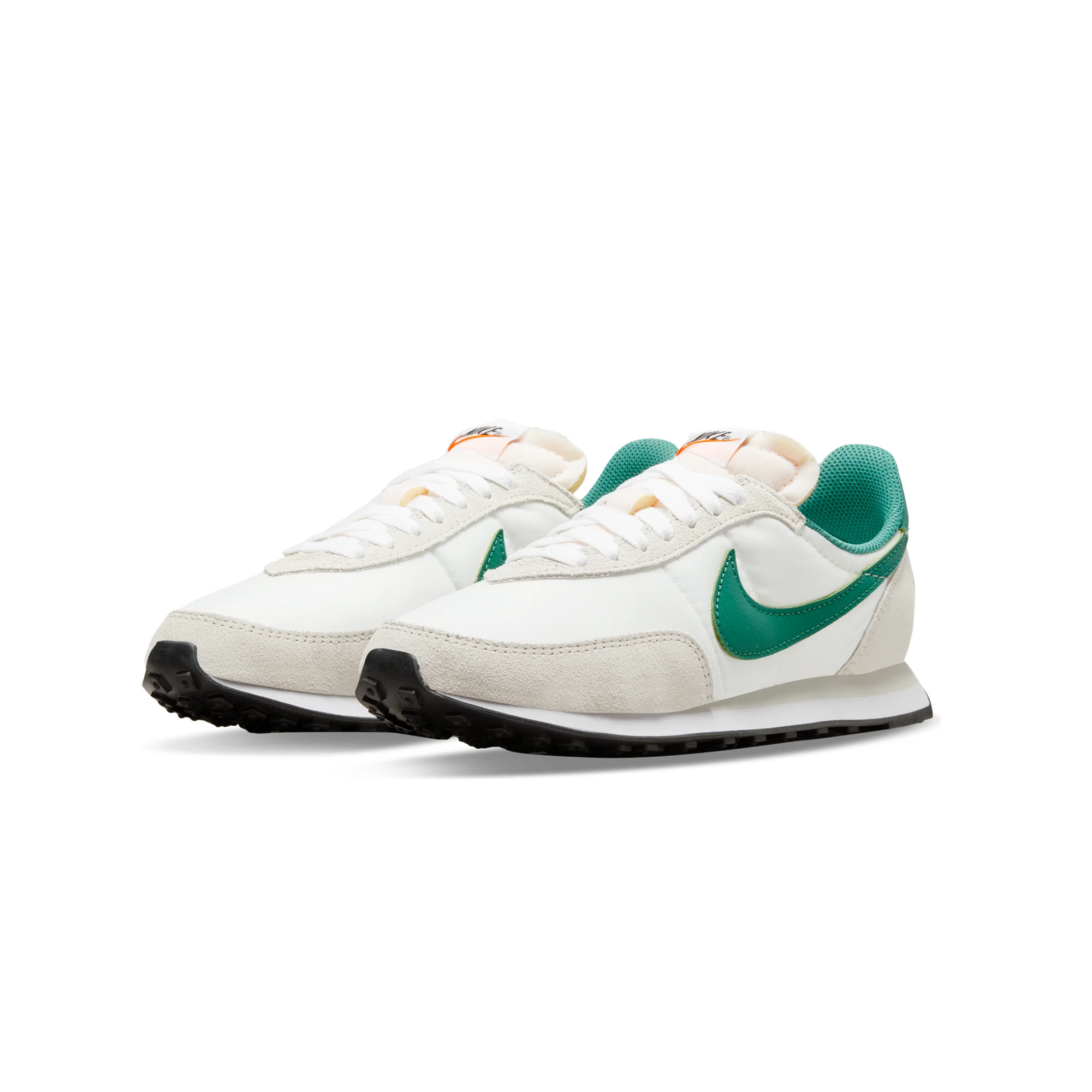 Nike Womens Waffle Trainer 2 Shoes 'Light Bone' - Image 2