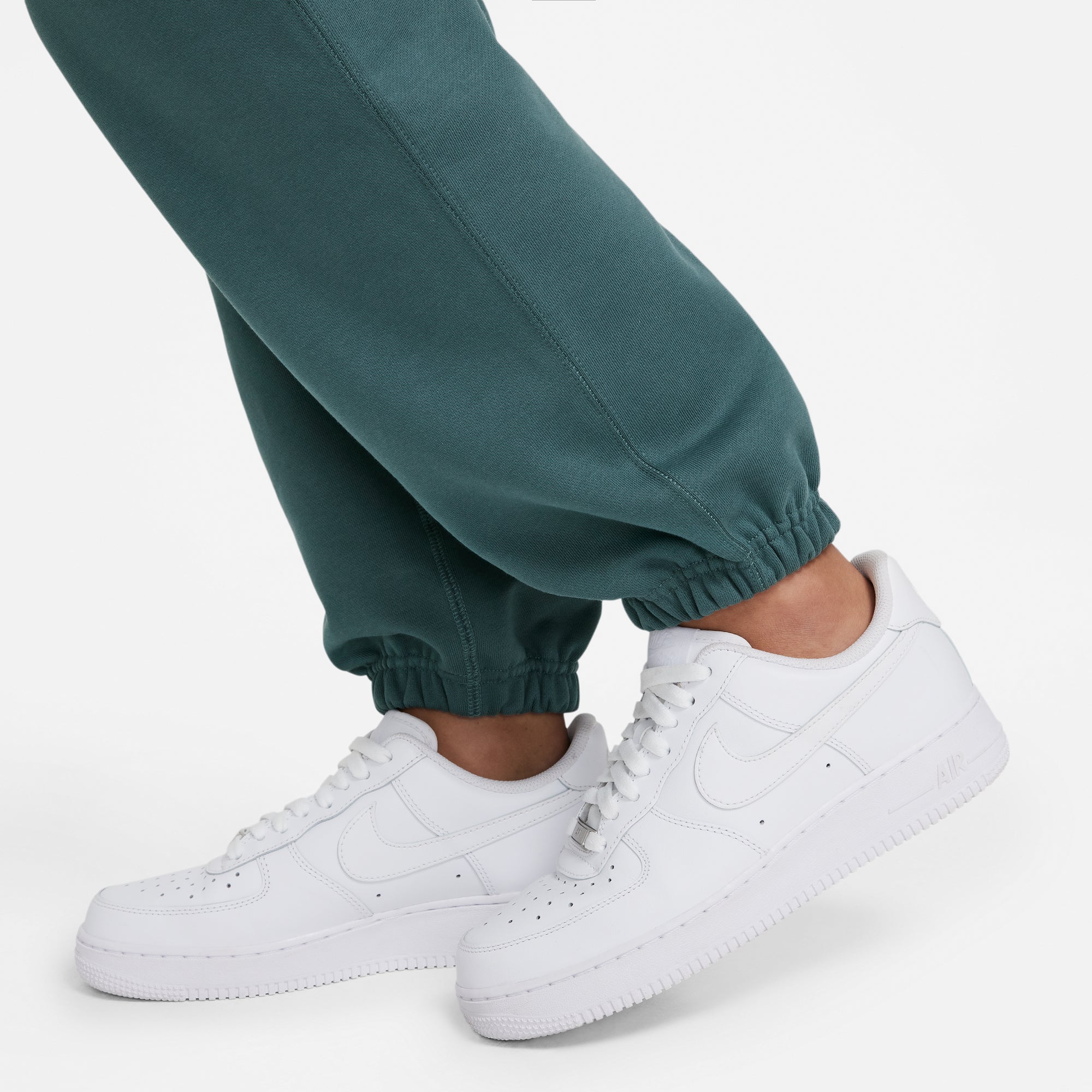 NikeLab Womens Fleece Pants Hasta/White - Image 4